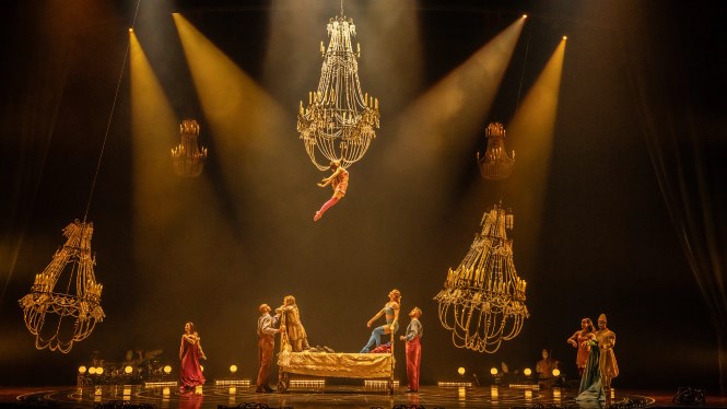 Corteo. Cirque du Soleil © Johan Persson imatge de l'espectacle Corteo. Cirque du Soleil © Johan Persson